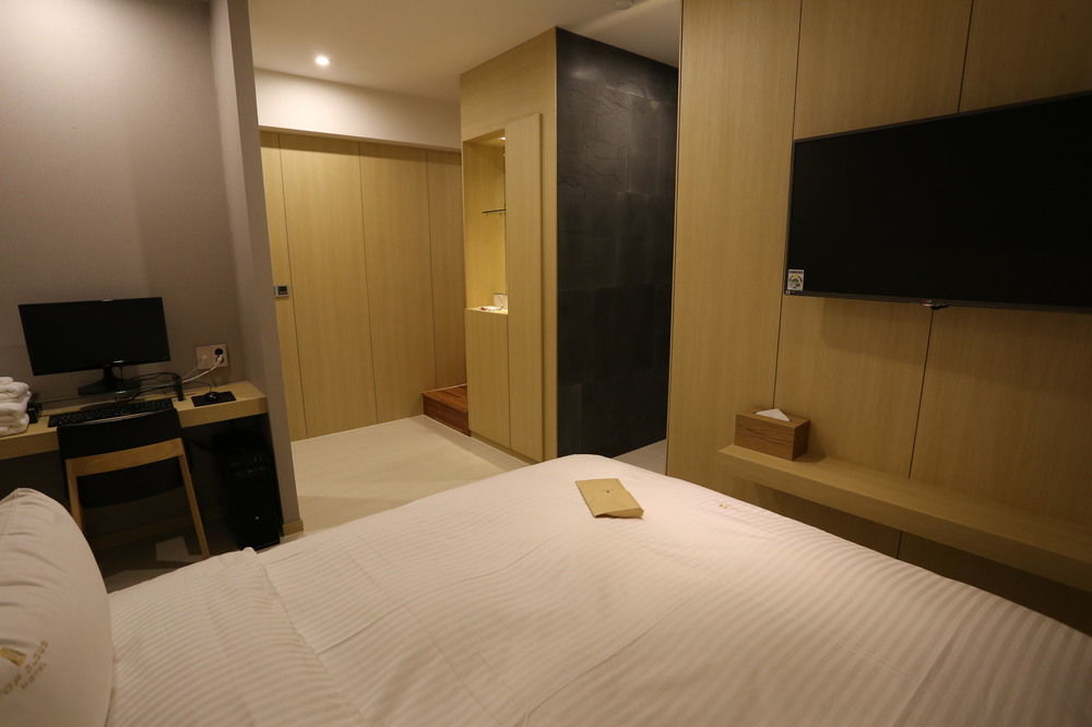 Suwon Top Cloud Hotel Esterno foto