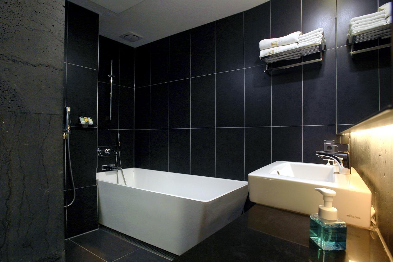 Suwon Top Cloud Hotel Esterno foto