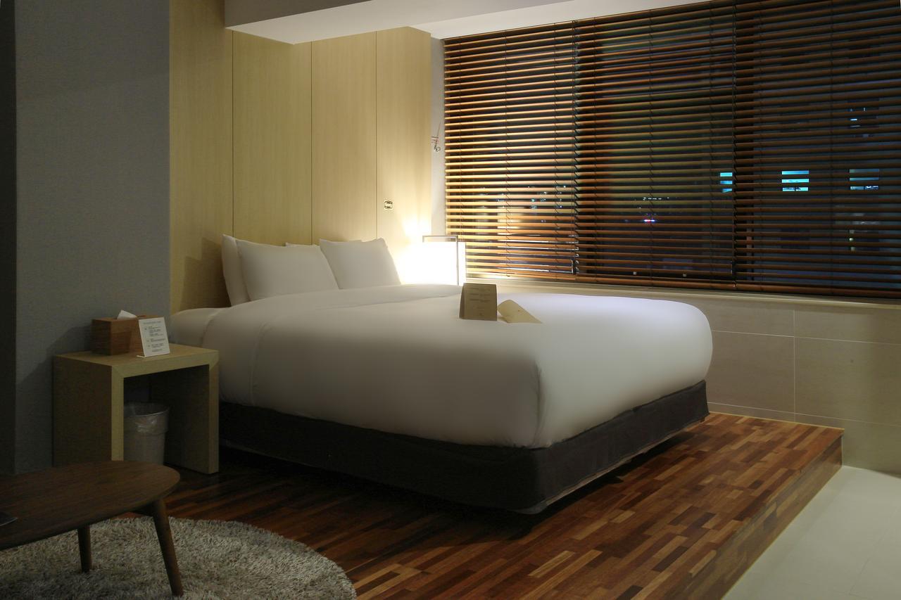 Suwon Top Cloud Hotel Esterno foto