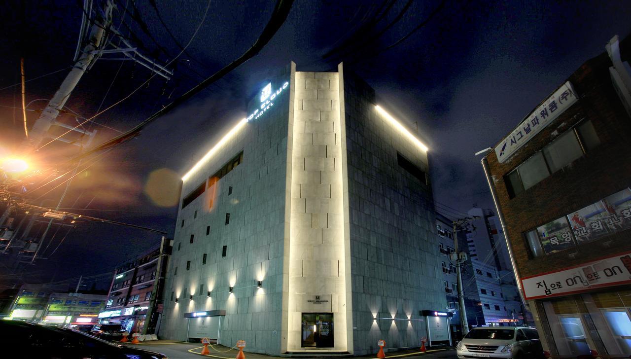 Suwon Top Cloud Hotel Esterno foto