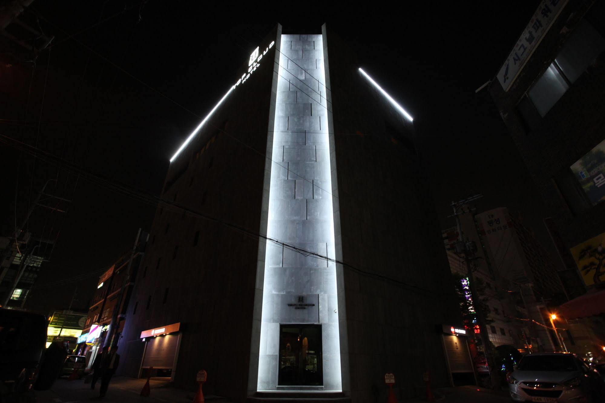 Suwon Top Cloud Hotel Esterno foto