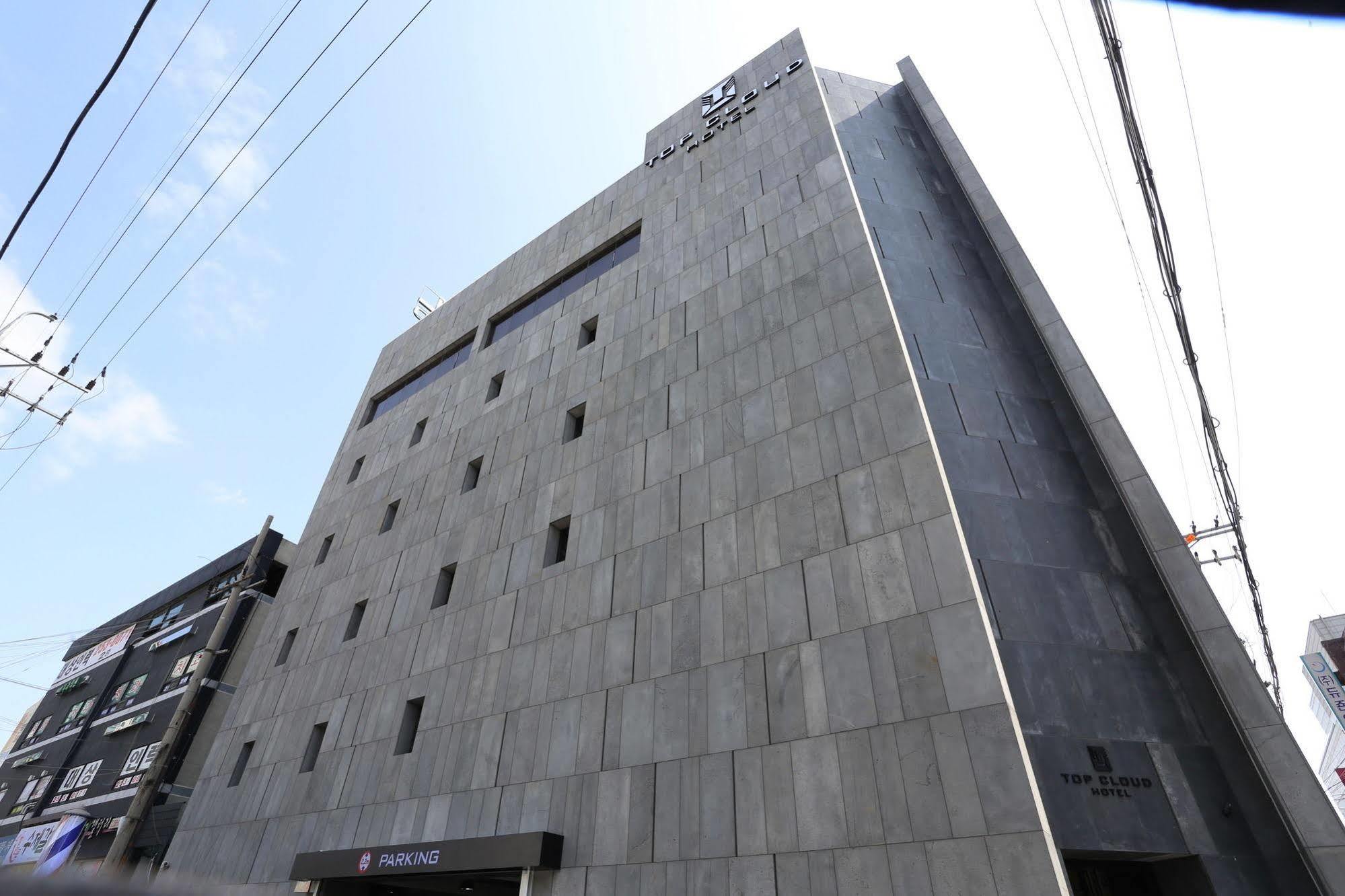 Suwon Top Cloud Hotel Esterno foto
