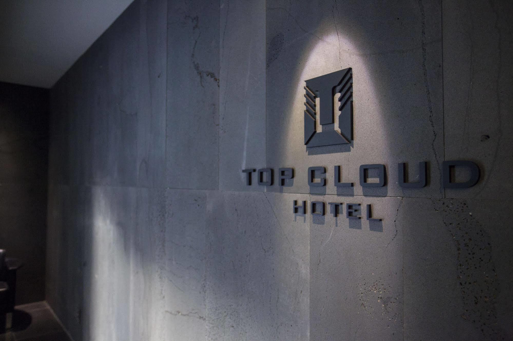 Suwon Top Cloud Hotel Esterno foto